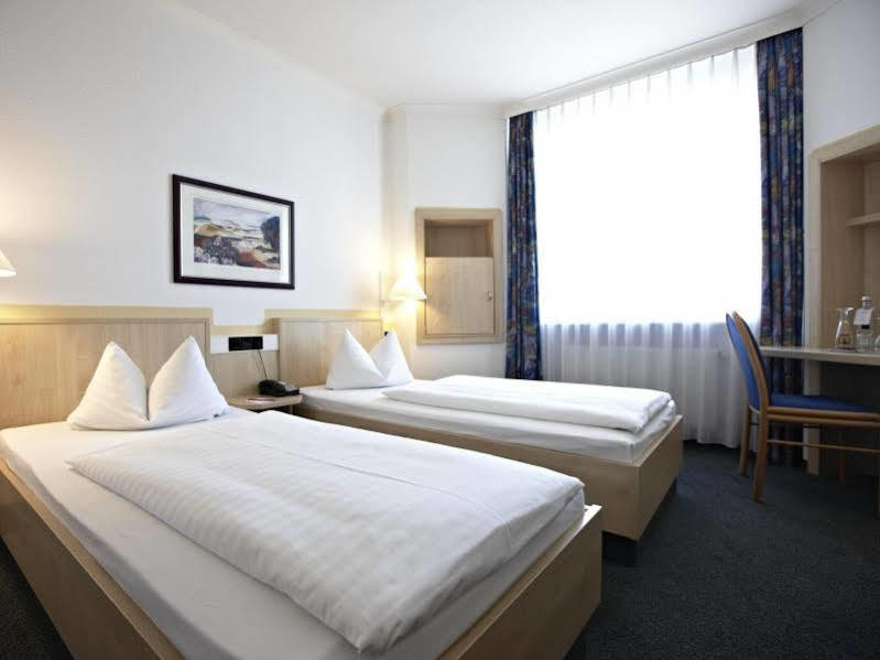 Intercityhotel Erfurt Exterior photo
