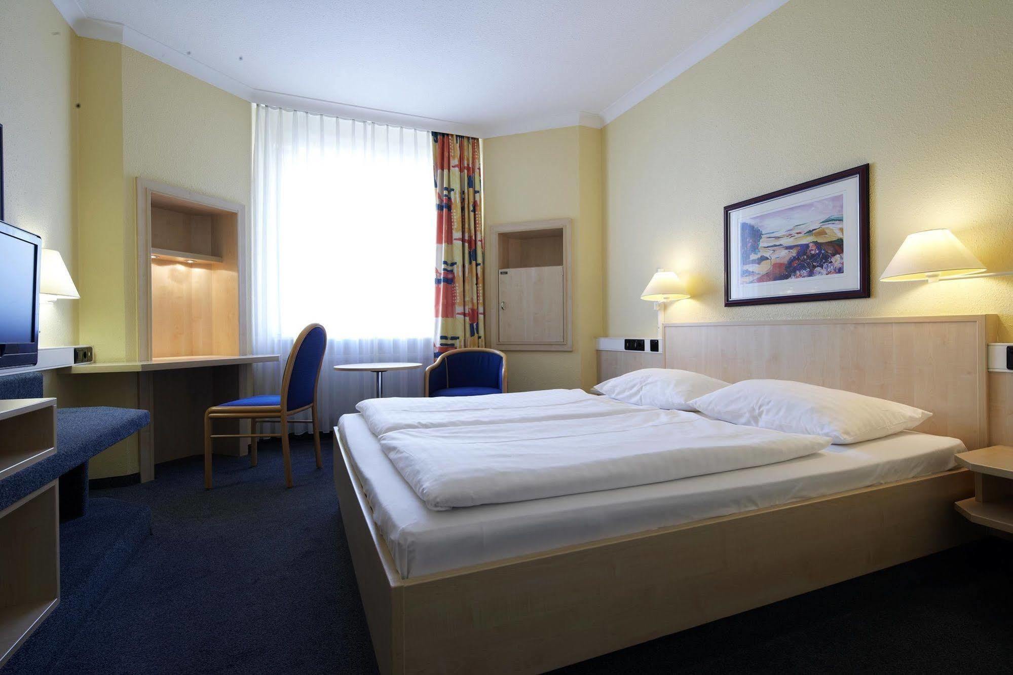 Intercityhotel Erfurt Exterior photo
